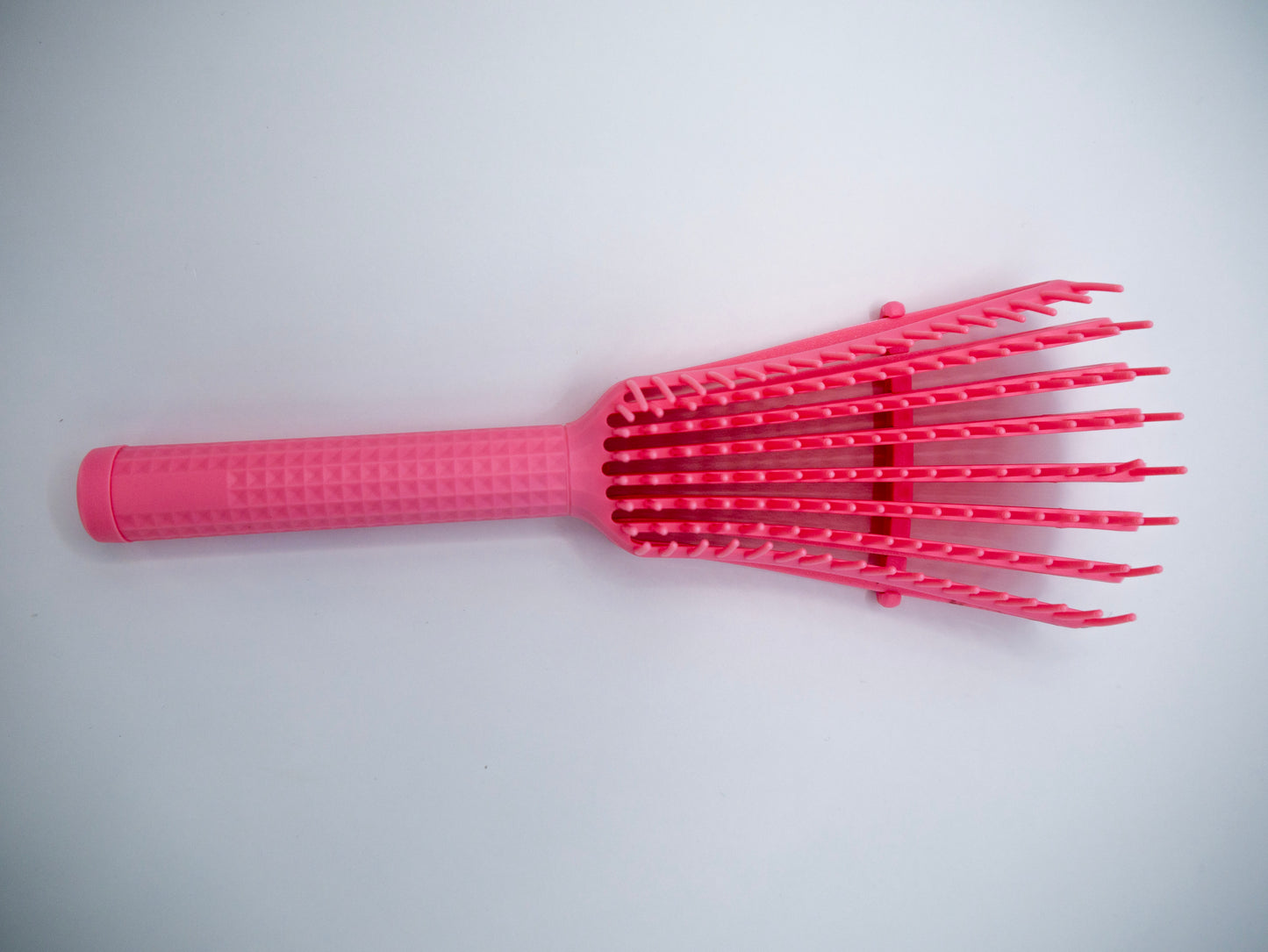 Hair detangling brush with separate bristles